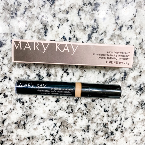 Mary Kay Concealer Deep Beige - Picture 2 of 4